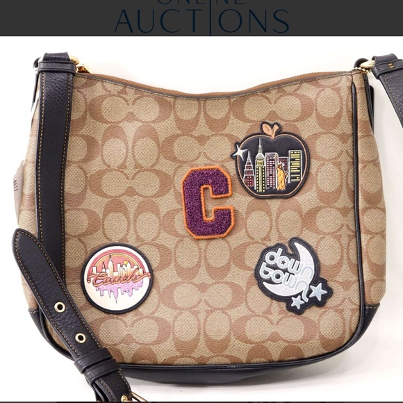 COACH ELLIE FILE Sig CC with Patches Messenger Crossbody...